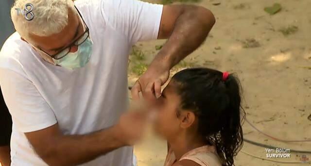 Survivor'da yürekler ağza geldi! Parkurda burnu kırılan Merve Aydın, hastaneye kaldırıldı Survivor'da yürekler ağza geldi! Parkurda burnu kırılan Merve Aydın, hastaneye kaldırıldı