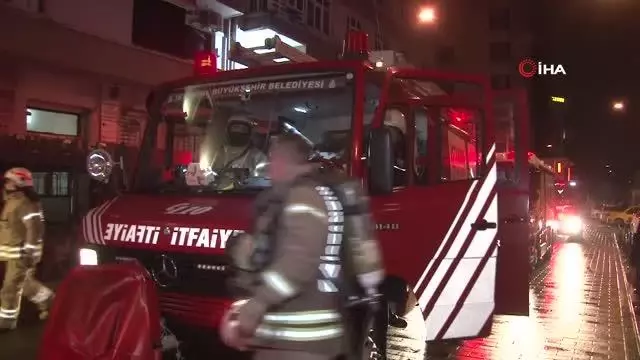 Taksim'deki bir restoranda korkutan yangın Taksim'deki bir restoranda korkutan yangın