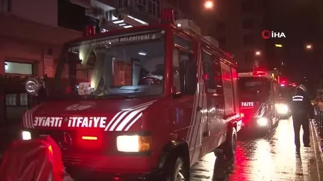 Taksim'deki bir restoranda korkutan yangın Taksim'deki bir restoranda korkutan yangın