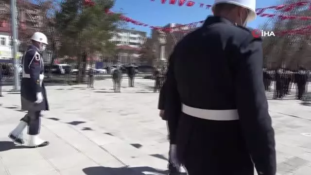 Ağrı'nın düşman işgalinden kurtuluşunun 103. yıl dönümü törenle kutlandı Ağrı'nın düşman işgalinden kurtuluşunun 103. yıl dönümü törenle kutlandı