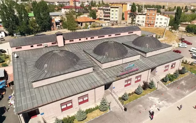 Aziziye Jeotermal Fizik Tedavi Rehabilitasyon Merkezi için imzalar atıldı Aziziye Jeotermal Fizik Tedavi Rehabilitasyon Merkezi için imzalar atıldı