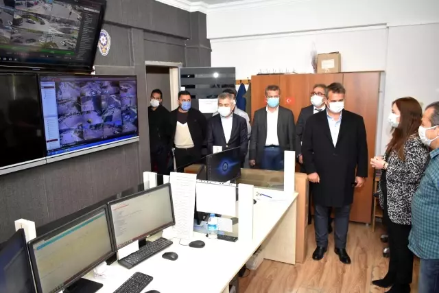 Balçova'da yıllar önce kurulan kamera sistemi caydırıcı güç haline geldi Balçova'da yıllar önce kurulan kamera sistemi caydırıcı güç haline geldi