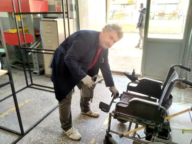 Bu öğretmenler 'engeli' ortadan ücretsiz kaldırıyor