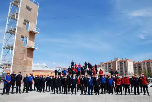 CEKUT, afete karşı göreve hazırlanıyor CEKUT, afete karşı göreve hazırlanıyor