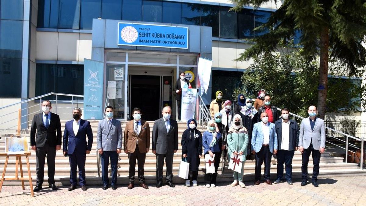 'Çizimlerle 40 Hadis Resim Yarışması' ödülleri sahiplerini buldu