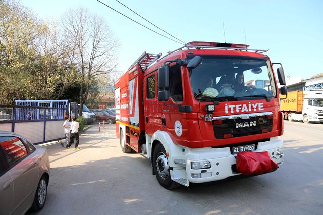 dokum fabrikasinda kazan patladi 2 si agir 8 2 14068846 o