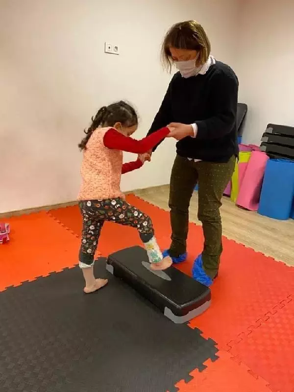 'Engel yok, spor var' projesiyle engelli vatandaşlara özel spor eğitimi 'Engel yok, spor var' projesiyle engelli vatandaşlara özel spor eğitimi