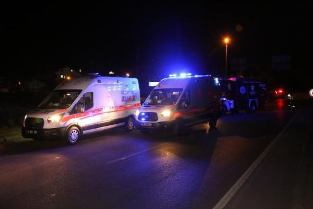 hafif ticari arac ile otomobil carpisti 4 yar 7 14069313 o