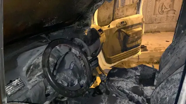 İftira yetişmeye çalışan sürücünün aracı seyir halinde yandı İftira yetişmeye çalışan sürücünün aracı seyir halinde yandı