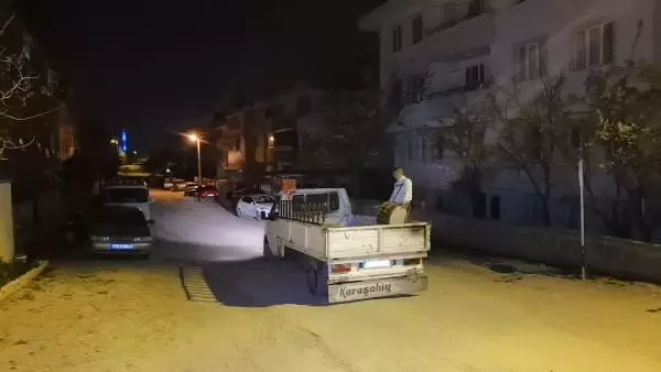 Bursa İnegöl'de Ramazan davulcusundan koronavirüslü mani Bursa İnegöl'de Ramazan davulcusundan koronavirüslü mani