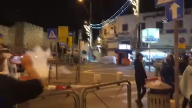 İsrail polisinden Filistinlilere müdahale İsrail polisinden Filistinlilere müdahale