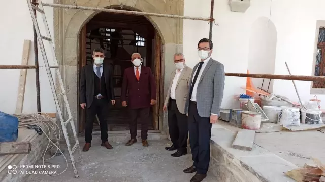 Kastamonu Vakıflar Bölge Müdürü Pınar cami tadilatını inceledi