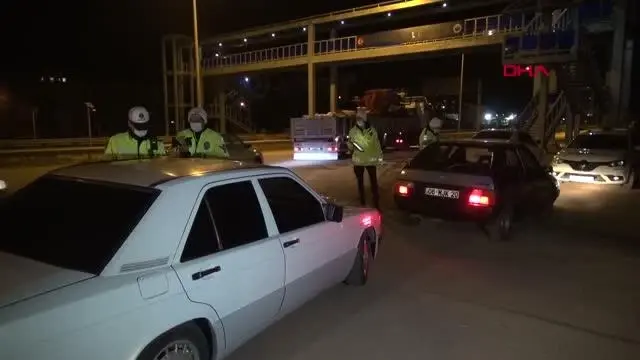 Korona ile nasıl mücadele edeceğiz! Anne pozitif, baba ve kızı sokakta yakalandı Korona ile nasıl mücadele edeceğiz! Anne pozitif, baba ve kızı sokakta yakalandı