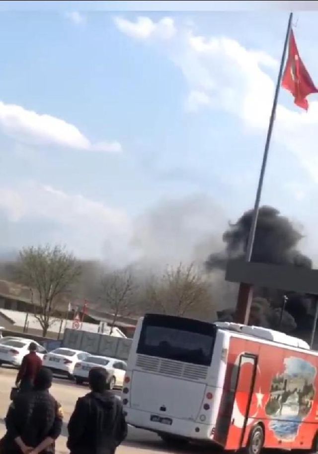 kocaeli de dokum fabrikasinda kazan patladi 8 5 14068906 o