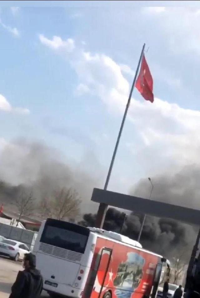 kocaeli de dokum fabrikasinda kazan patladi 8 6 14068906 o