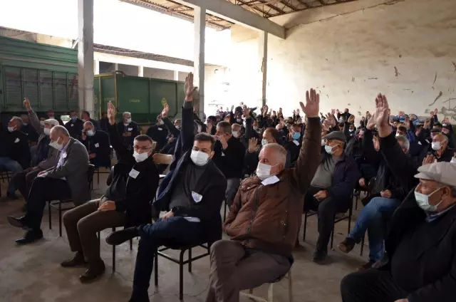 Koçarlı'da çiftçi TARİŞ kabusu yaşıyor Koçarlı'da çiftçi TARİŞ kabusu yaşıyor