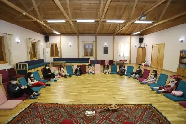PANDEMİ ETKİSİNE KARŞI ÇOCUKLARA MASAL TERAPİSİ PANDEMİ ETKİSİNE KARŞI ÇOCUKLARA MASAL TERAPİSİ