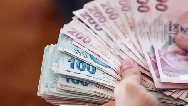 Ücretsiz izin desteği verilen sektör sayısı artırıldı Ücretsiz izin desteği verilen sektör sayısı artırıldı