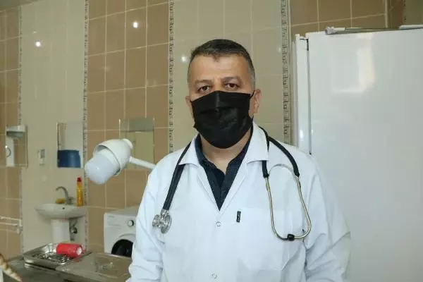 HAKKARİ YAPIŞIK BEŞİZ KEDİLER OPERASYONLA BİRBİRİNDEN AYRILDI HAKKARİ YAPIŞIK BEŞİZ KEDİLER OPERASYONLA BİRBİRİNDEN AYRILDI