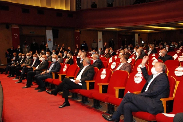 Adana Büyükşehir Belediyesi 2020 yılı faaliyet raporu reddedildi
