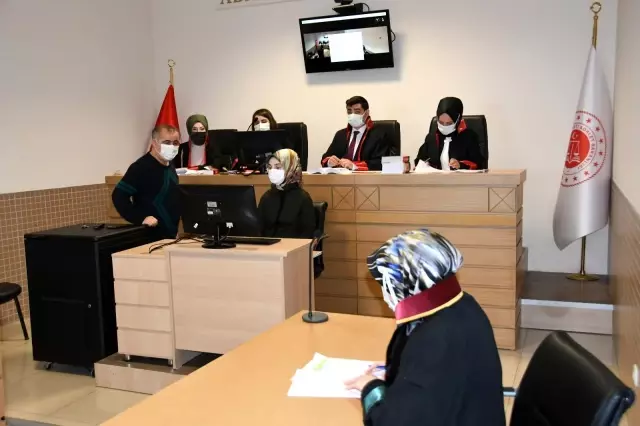 Anadolu Adliyesi'nde hakim ve savcı adaylarından kurgusal duruşma Anadolu Adliyesi'nde hakim ve savcı adaylarından kurgusal duruşma