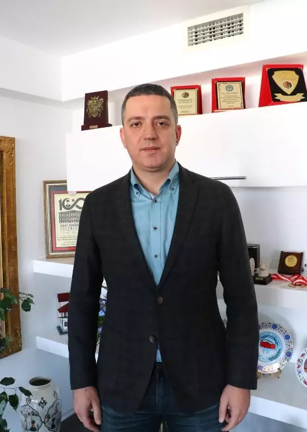 Ankara Barosu hakkında yürütülen soruşturma dosyası, kovuşturma izni talebiyle Adalet Bakanlığına gönderildi Ankara Barosu hakkında yürütülen soruşturma dosyası, kovuşturma izni talebiyle Adalet Bakanlığına gönderildi