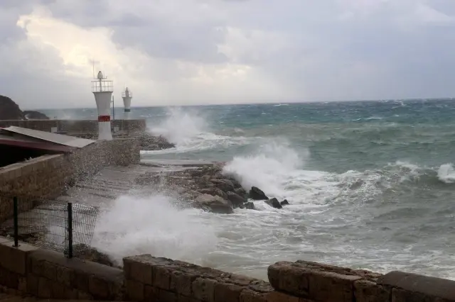 Antalya için fırtına uyarası Antalya için fırtına uyarası