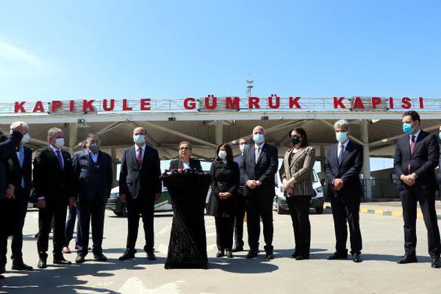 bakan pekcan gumruk kapilarinda 1 dakika bile 14071310 o