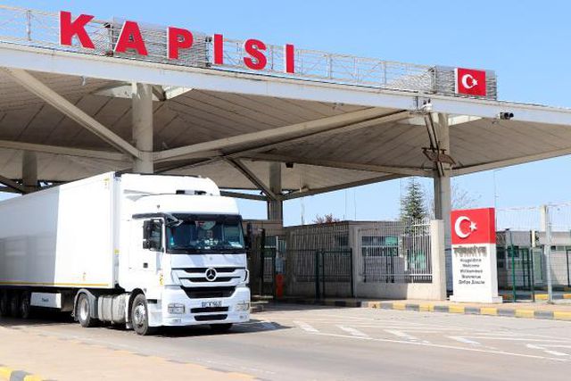 bakan pekcan gumruk kapilarinda 1 dakika bile 6 14071310 o