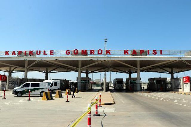 bakan pekcan gumruk kapilarinda 1 dakika bile 8 14071310 o