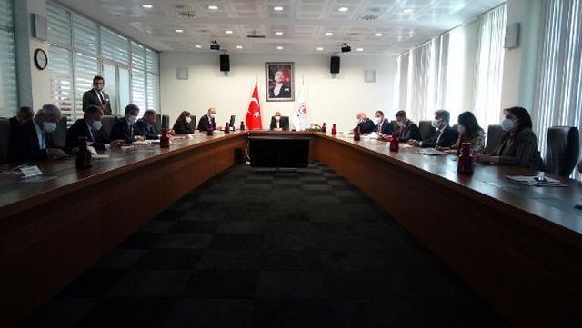 bakan pekcan gumruk kapilarinda 1 dakika bile 9 14071310 o