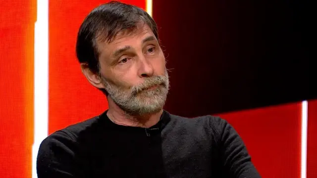 Erdal Beşikçioğlu'dan 'Behzat Ç'yi kim bitirdi?' sorusuna çok net cevap Erdal Beşikçioğlu'dan 'Behzat Ç'yi kim bitirdi?' sorusuna çok net cevap