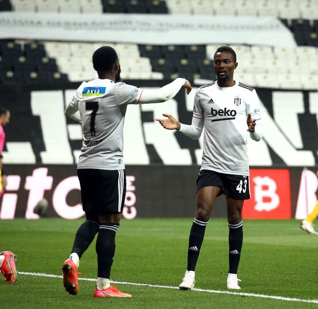 Beşiktaş 14 maç sonra evinde Ankaragücü'nü yenemedi Beşiktaş 14 maç sonra evinde Ankaragücü'nü yenemedi