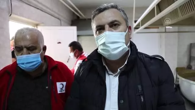 Çubuk Belediye Başkanı Demirbaş, Türk Kızılayı Aşevi'ni ziyaret etti Çubuk Belediye Başkanı Demirbaş, Türk Kızılayı Aşevi'ni ziyaret etti