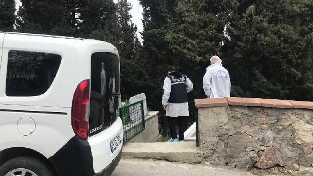 dogum sirasinda olen bebeginin mezari basinda 6 14070803 o