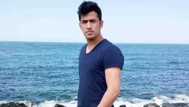 Babasıyla aynı kaderi paylaşan inşaat işçisi genç, 6'ıncı kattan düşerek can verdi Babasıyla aynı kaderi paylaşan inşaat işçisi genç, 6'ıncı kattan düşerek can verdi