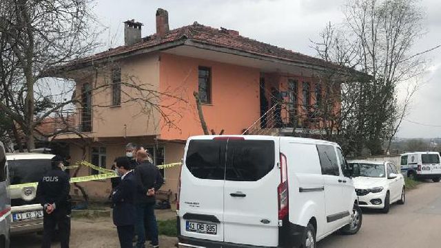 evinde elleri bantla baglanip bicaklanarak 2 14069953 o