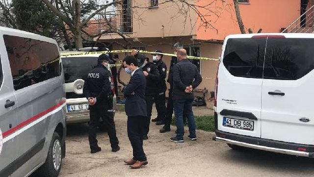 evinde elleri bantla baglanip bicaklanarak 3 14069953 o