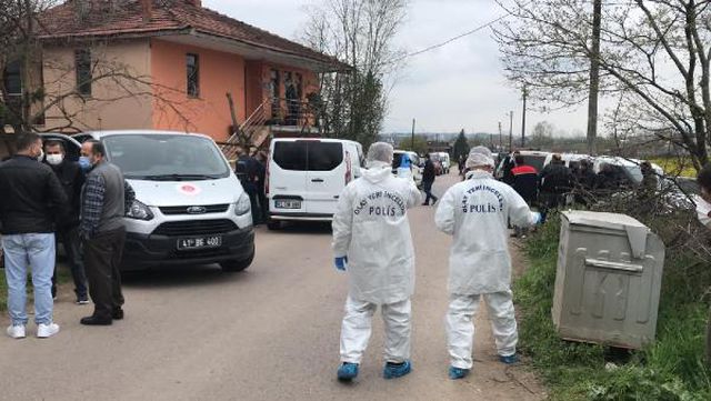 evinde elleri bantla baglanip bicaklanarak 7 14069953 o