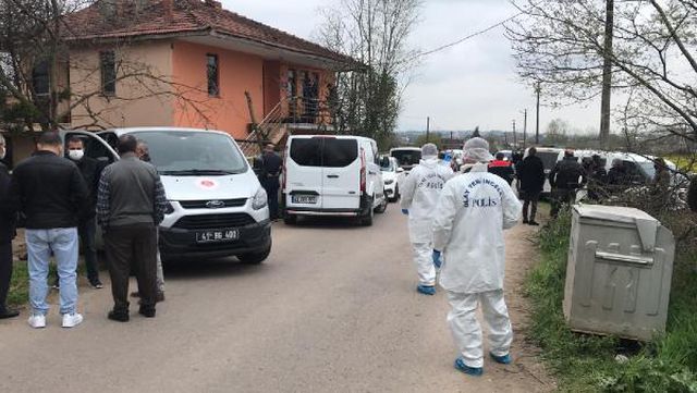 evinde elleri bantla baglanip bicaklanarak 8 14069953 o