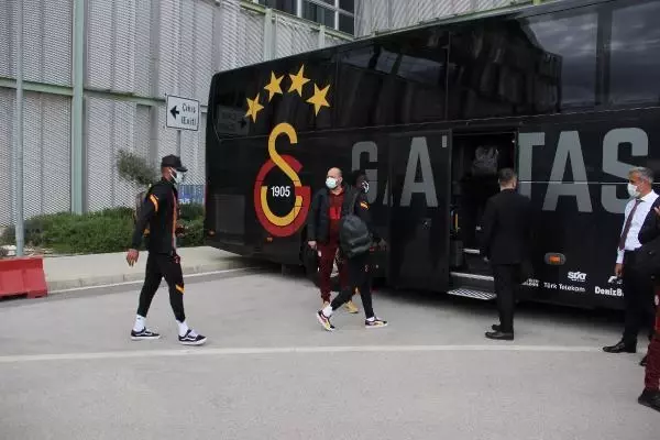 SPOR Galatasaray, Göztepe ile oynayacağı maç için İzmir'de SPOR Galatasaray, Göztepe ile oynayacağı maç için İzmir'de