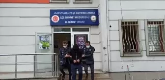 Asayiş Büro: GAZİOSMANPAŞA'DA SAĞLIK ÇALIŞANINA SALDIRAN ŞÜPHELİ TAVAN ARASINDA YAKALANDI Asayiş Büro: GAZİOSMANPAŞA'DA SAĞLIK ÇALIŞANINA SALDIRAN ŞÜPHELİ TAVAN ARASINDA YAKALANDI