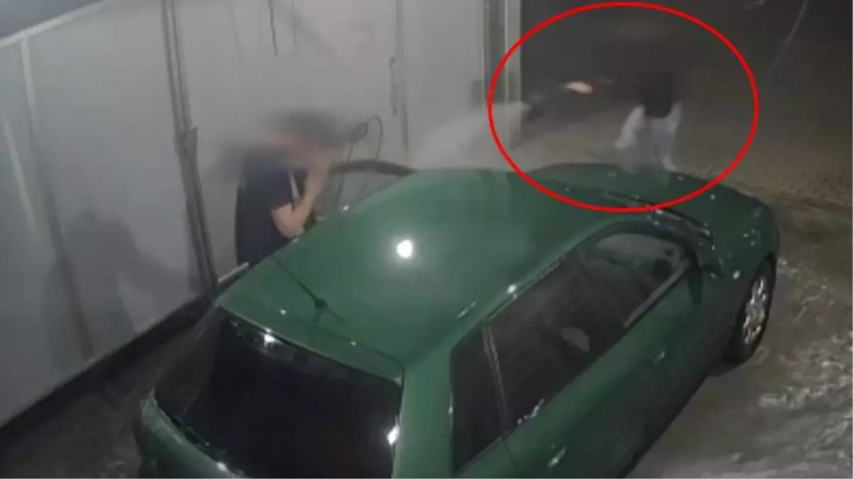 Genç kadın, araba hırsızını tazyikli suyla etkisiz hale getirdi! Şaşkına dönen hırsız yakalandı