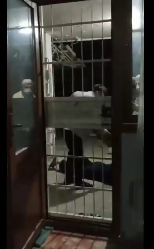'Her şeyi göze alıyorum' diyerek yerde tekmelediği İran uyruklu mimar kadını dakikalarca darbetti (2)- Yeniden 'Her şeyi göze alıyorum' diyerek yerde tekmelediği İran uyruklu mimar kadını dakikalarca darbetti (2)- Yeniden