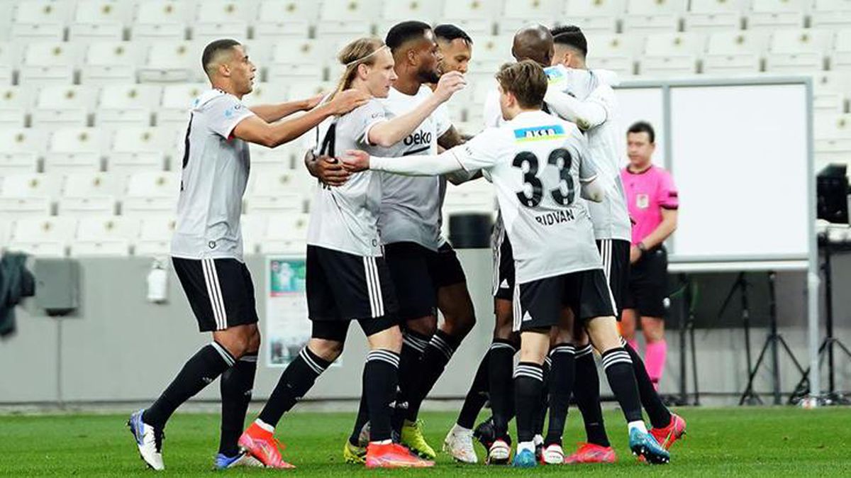 Kartal şampiyonluk yolunda yara aldı! Beşiktaş, sahasında Ankaragücü'yle 2-2 berabere kaldı