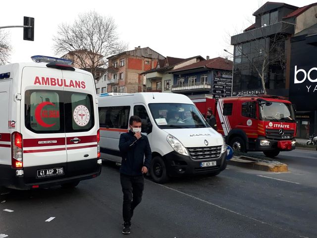kirmizi isik ihlali yapan tanker taksiyi boyl 5 14070250 o