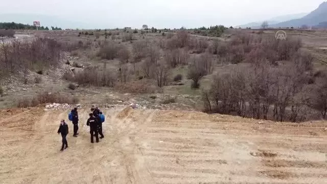 Ormanlık alanda kaybolan yaşlı adamı arama çalışmaları sürüyor Ormanlık alanda kaybolan yaşlı adamı arama çalışmaları sürüyor