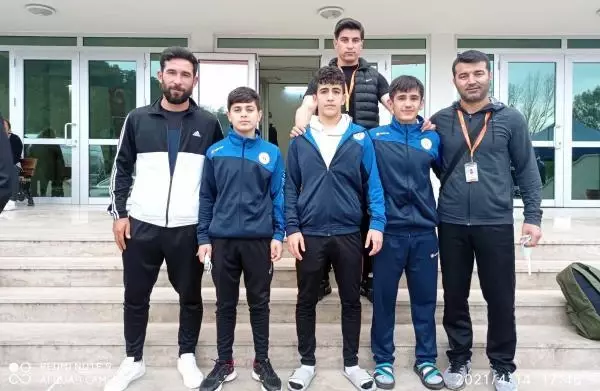 Osmaniye'den 4 güreşçi, milli takım kadrosuna seçildi Osmaniye'den 4 güreşçi, milli takım kadrosuna seçildi