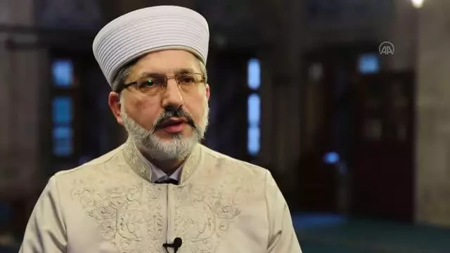 RAHMET VE BEREKET AYI: RAMAZAN - Sokullu Mehmet Paşa Camisi'nde 'cennetten' gelen parçaları görmek mümkün (1) RAHMET VE BEREKET AYI: RAMAZAN - Sokullu Mehmet Paşa Camisi'nde 'cennetten' gelen parçaları görmek mümkün (1)