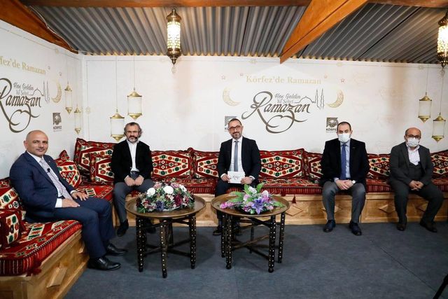 ramazan sohbetlerinin konugu aslanhan oldu 2 14071374 o